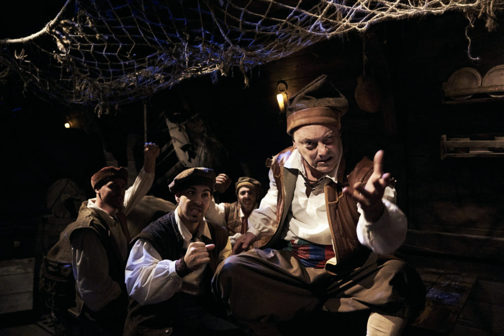 Inside Christopher Columbus' ship la "Santa Maria", immersive walkthrough "Allende la Mar Oceana", Puy du Fou España, Toledo. © Puy du Fou